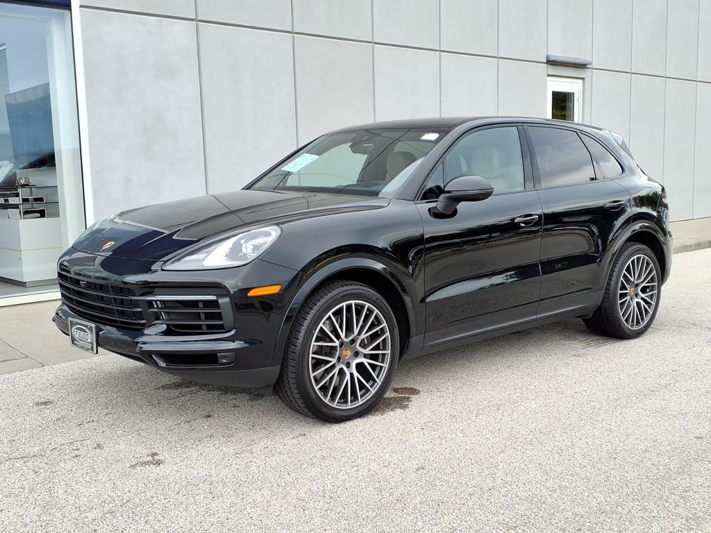 2022 Porsche Cayenne -'s photo