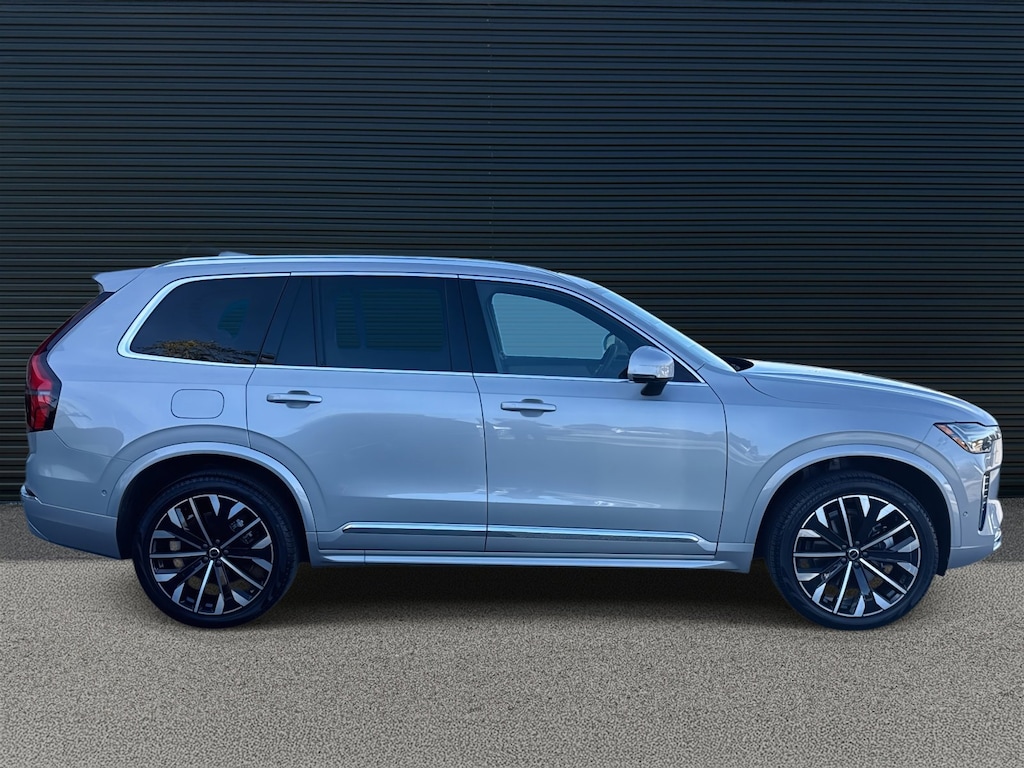 Certified 2025 Volvo XC90 Plus 2025.5 B6 AWD Plus 7-Seater