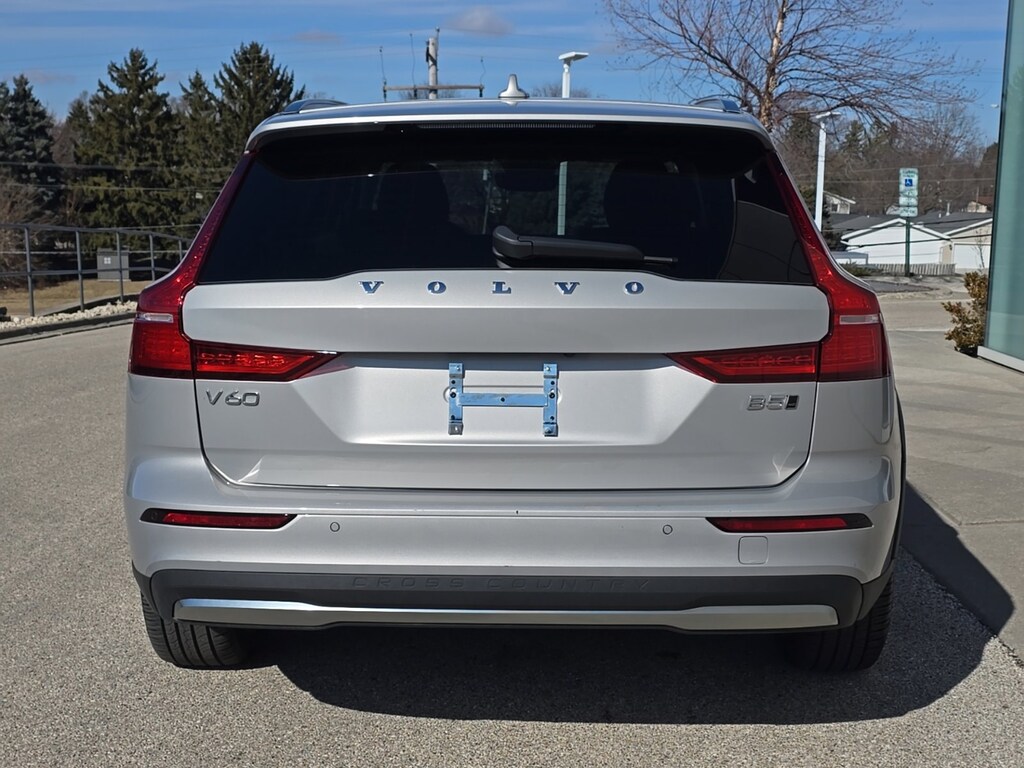 Certified 2025 Volvo V60 Cross Country Plus B5 AWD Plus