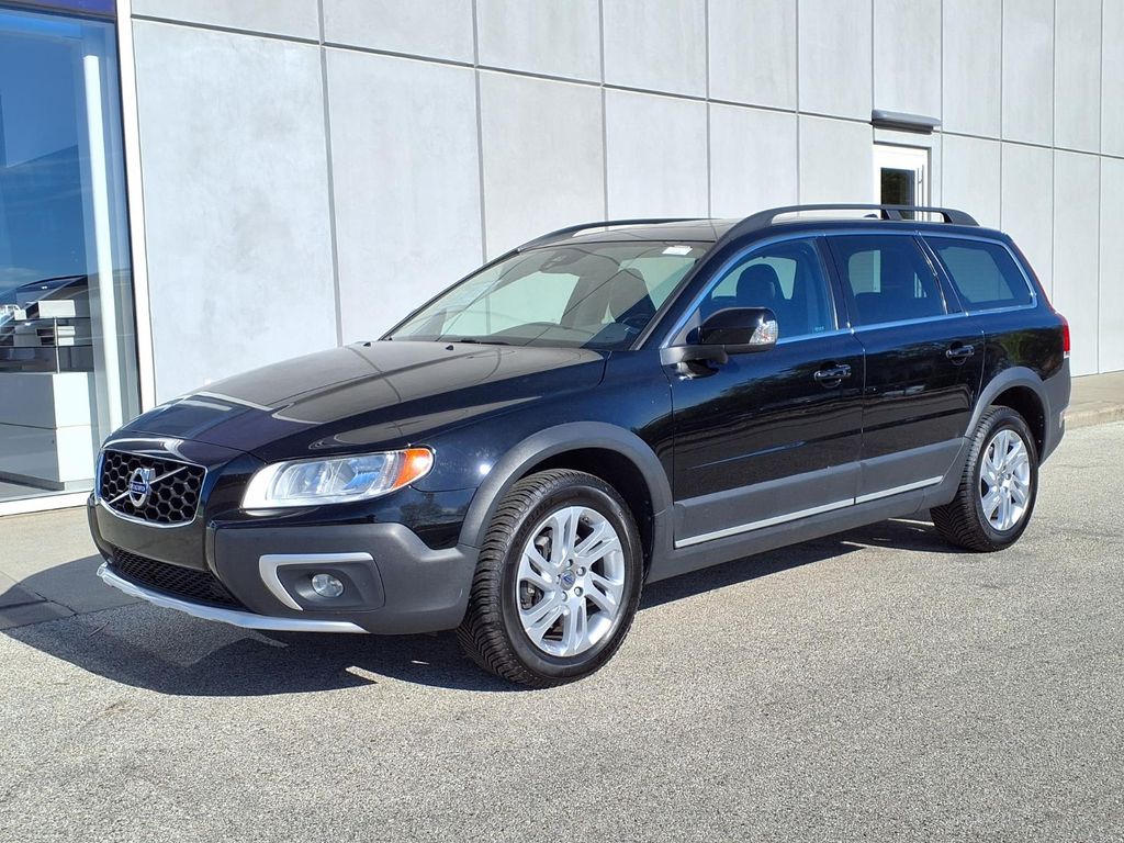 2015 Volvo XC70 T5 Drive-E FWD Premier's photo
