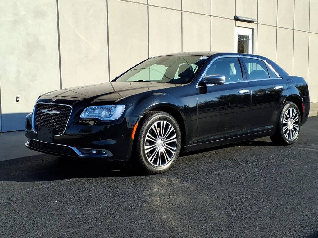2017 Chrysler 300