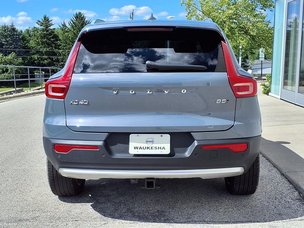 Certified 2023 Volvo XC40 B5 Plus Bright Theme SUV