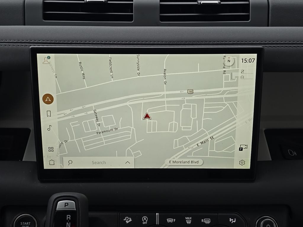 2025 Land Rover Defender S - Photo 18
