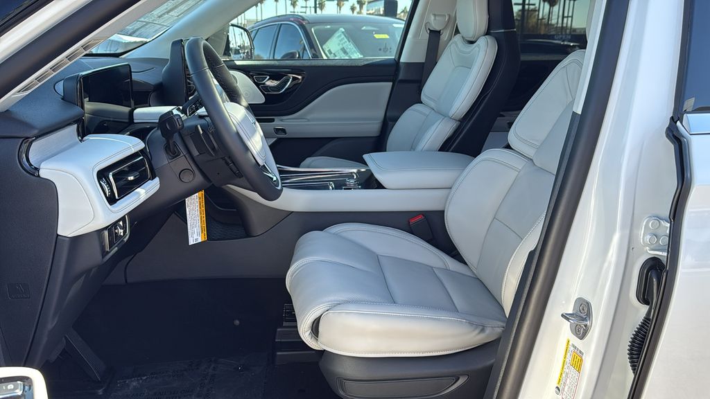2026 Lincoln Aviator Reserve - Photo 16