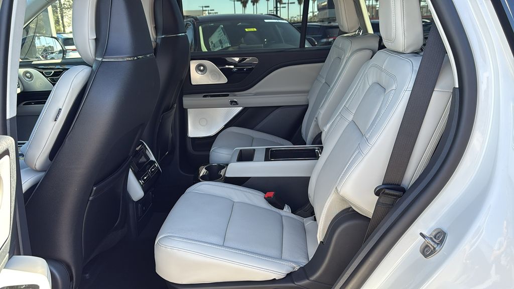 2026 Lincoln Aviator Reserve - Photo 18