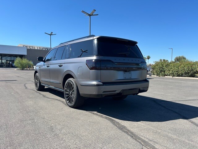 2019 Lincoln Navigator L Reserve photo 2