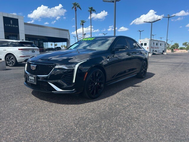 2020 Cadillac CT4 Sport photo 2