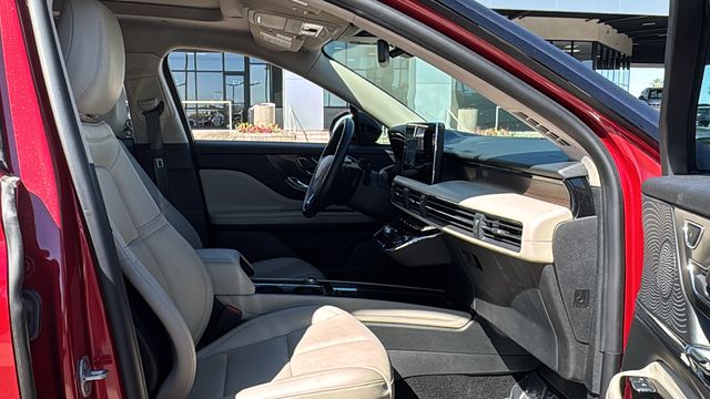2025 Lincoln Corsair Grand Touring - Photo 23