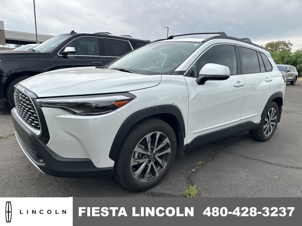 2022 Toyota Corolla Cross XLE