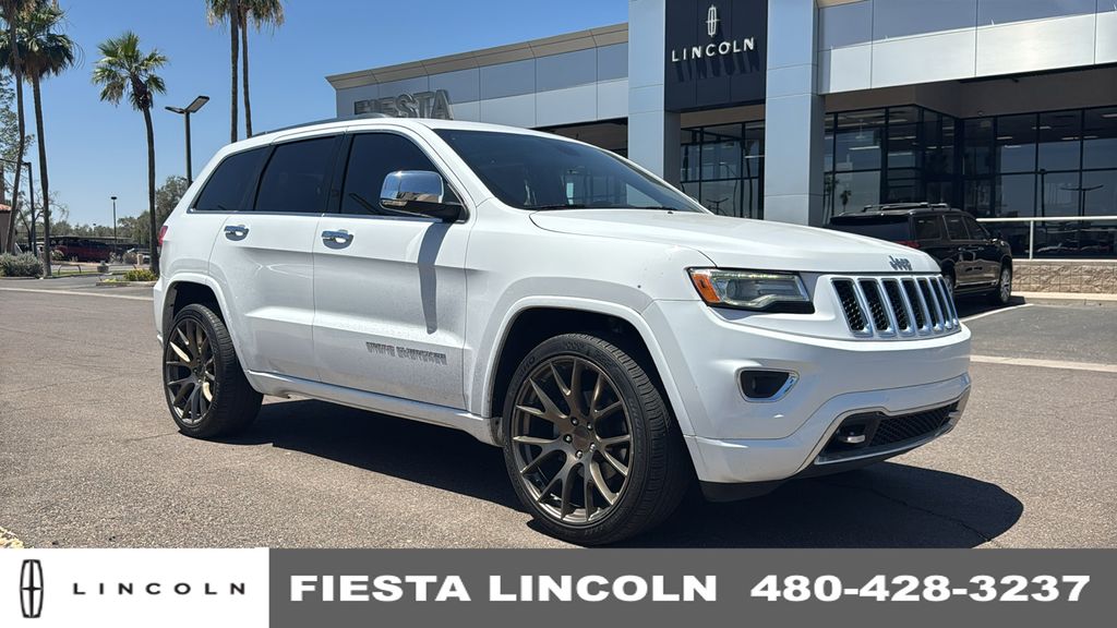 2016 Jeep Grand Cherokee Overland's photo