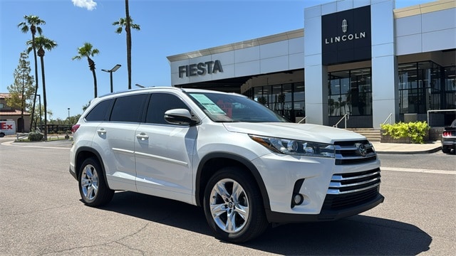 Used 2017 Toyota Highlander Limited with VIN 5TDYZRFH3HS192615 for sale in Mesa, AZ