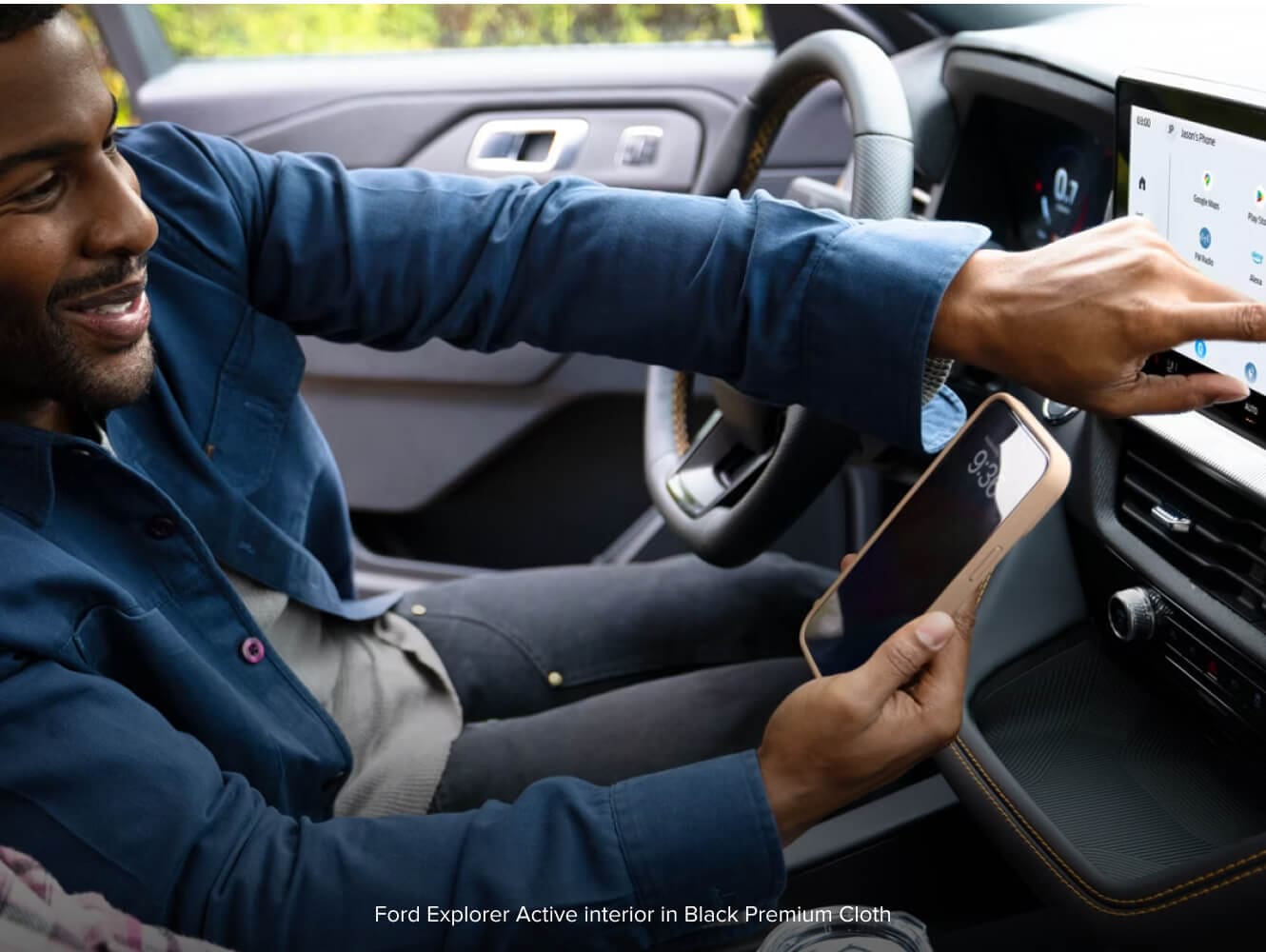Ford Explorer highlights its 13.2-inch infotainment touchscreen interface.