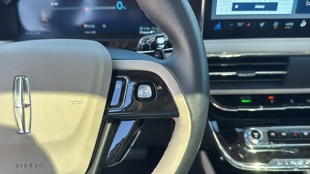 2025 Lincoln Corsair Grand Touring - Photo 12