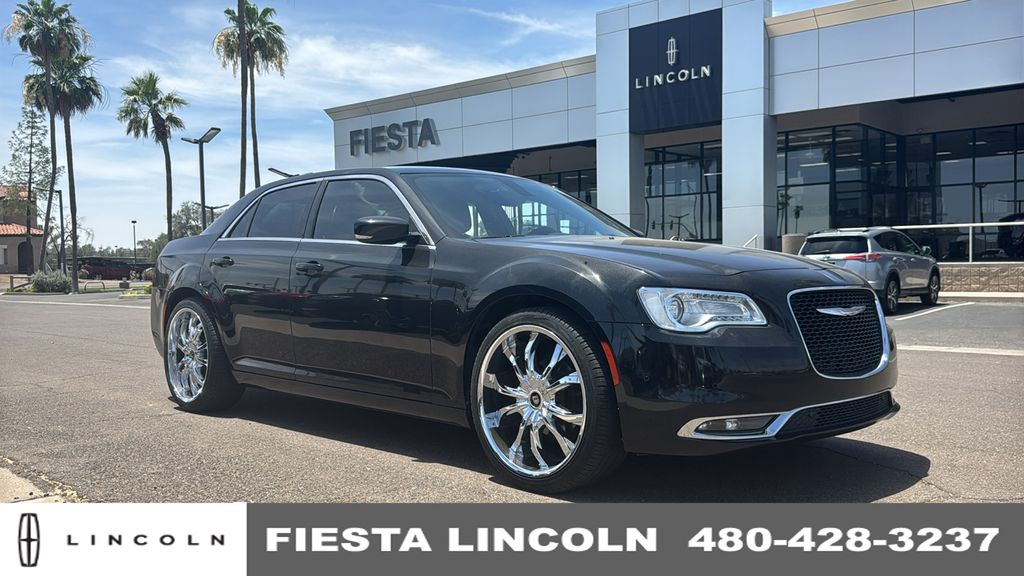 2015 Chrysler 300 Limited V6's photo