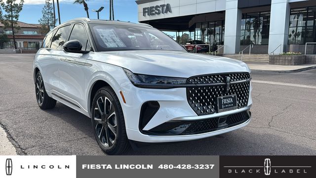 2026 Lincoln Nautilus Reserve's photo