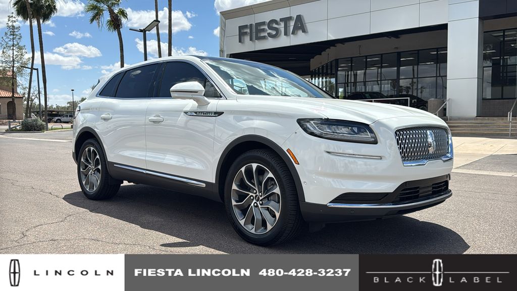 2022 Lincoln Nautilus Reserve AWD's photo