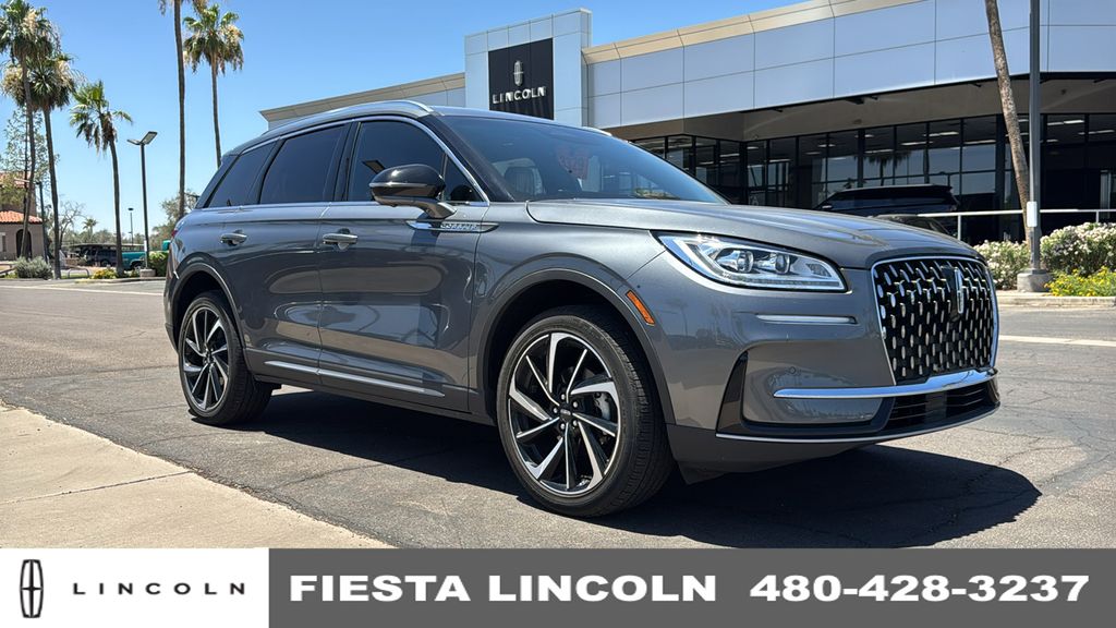 2023 Lincoln Corsair Reserve FWD's photo
