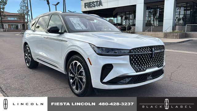 2026 Lincoln Nautilus Reserve's photo