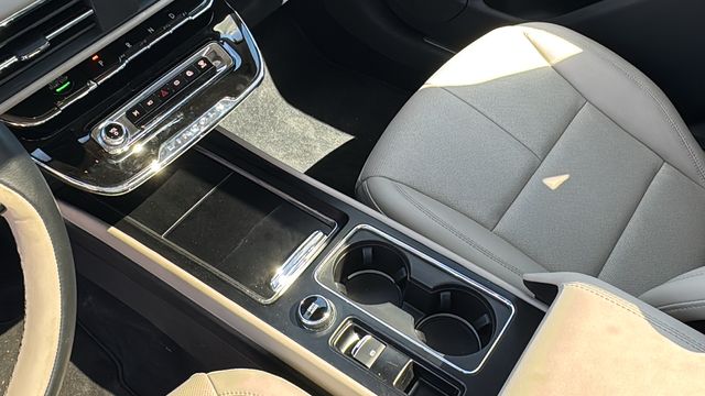 2025 Lincoln Corsair Grand Touring - Photo 17