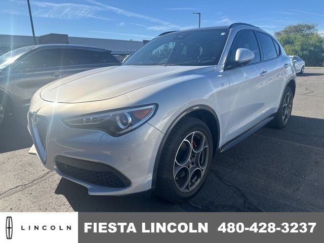 2022 Alfa Romeo Stelvio