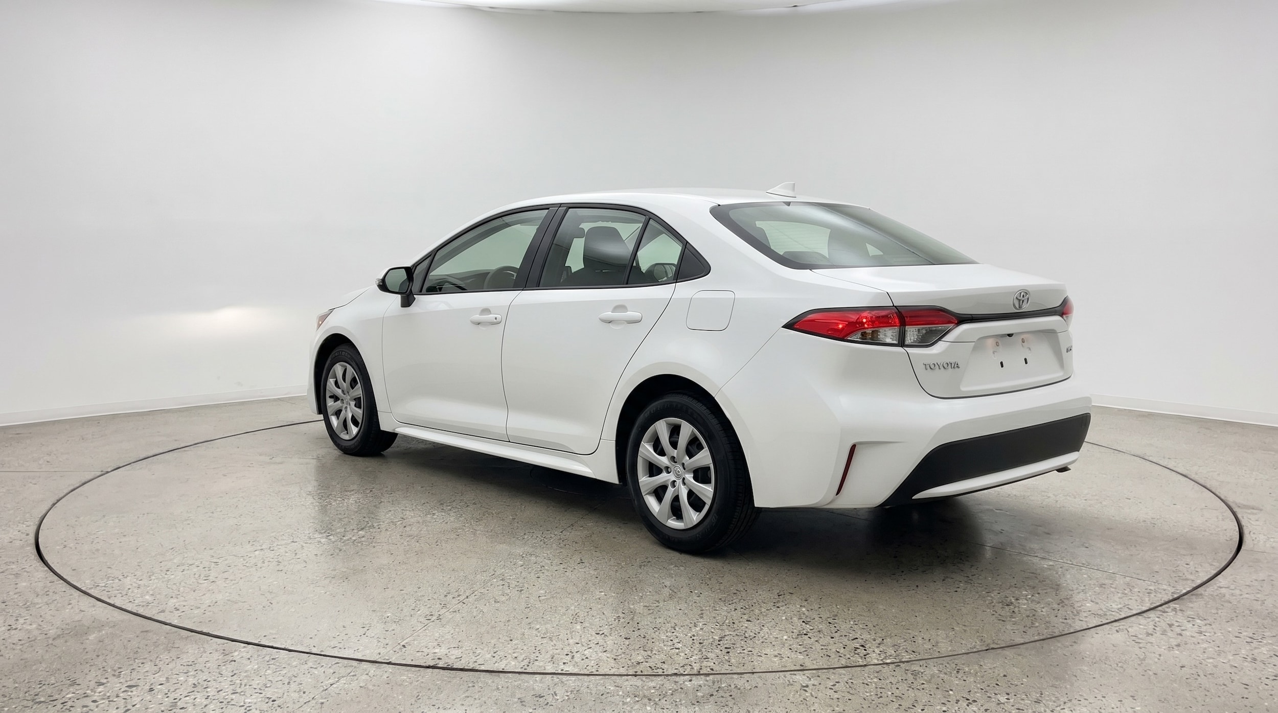Thumbnail: 2025 Toyota Corolla - 5