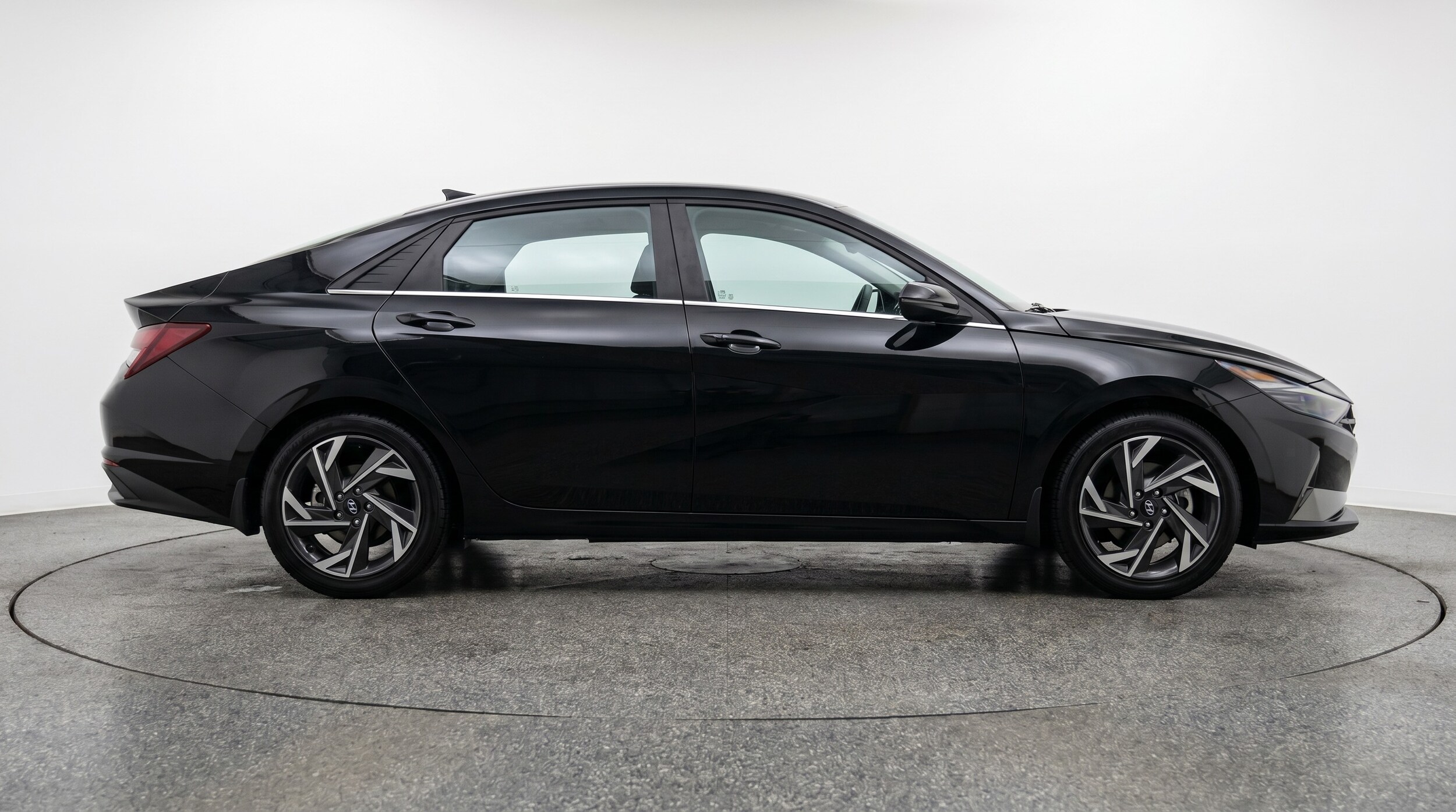 Thumbnail: 2025 Hyundai Elantra - 8