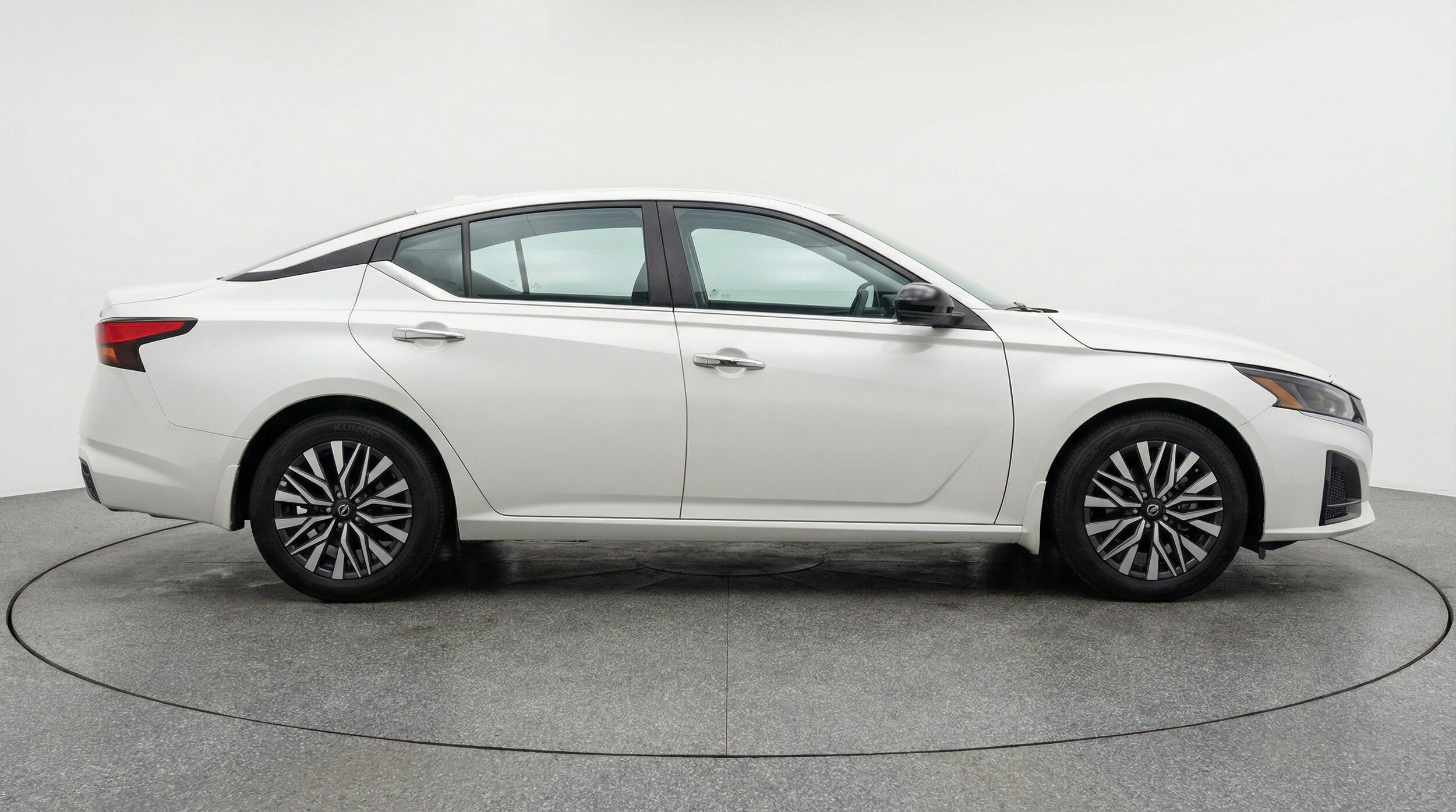 Thumbnail: 2025 Nissan Altima - 11