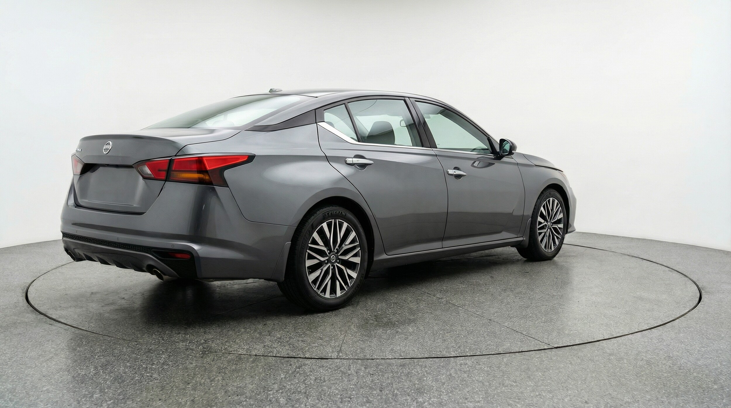 Thumbnail: 2025 Nissan Altima - 7