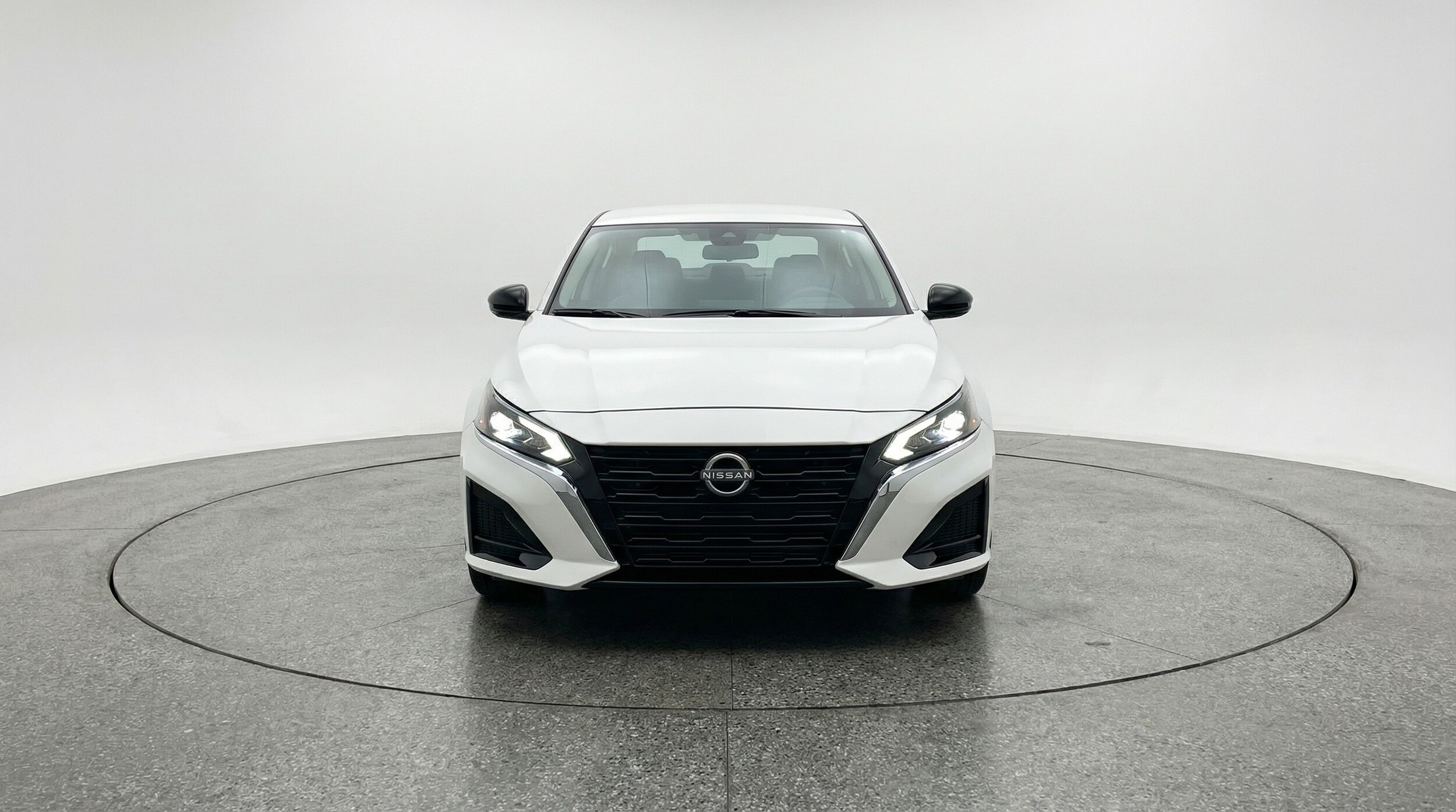 Thumbnail: 2025 Nissan Altima - 2