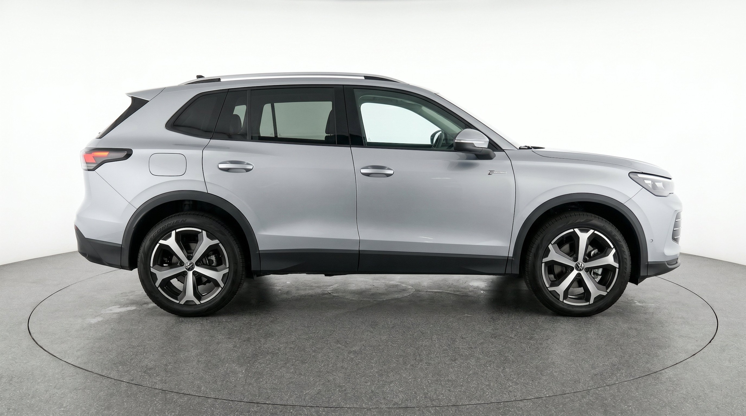 Thumbnail: 2026 Volkswagen Tiguan - 11