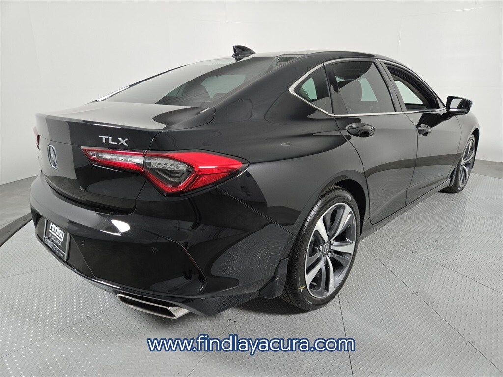 2025 Acura TLX Technology photo 4