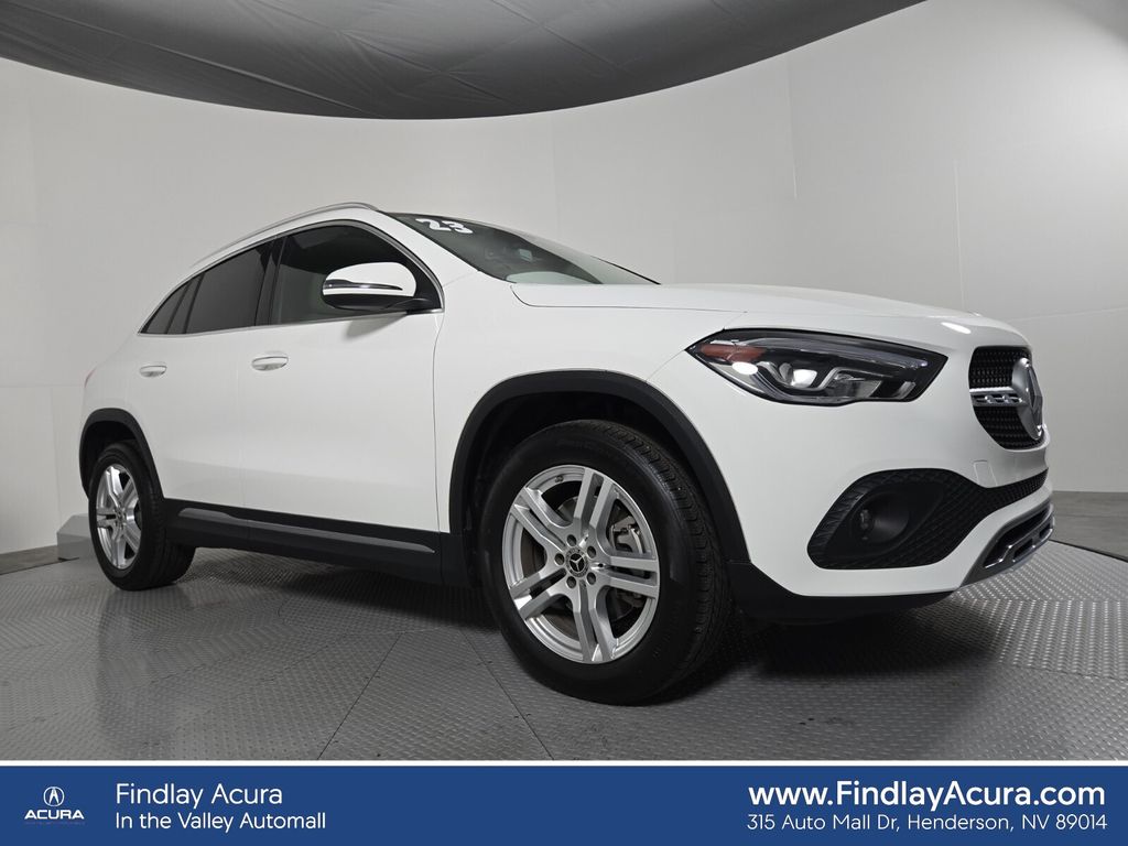 2023 Mercedes-Benz GLA Base
