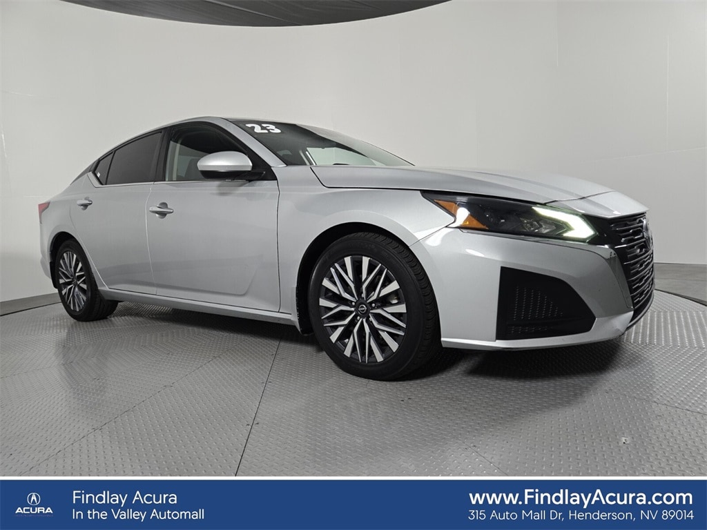 2023 Nissan Altima SV's photo