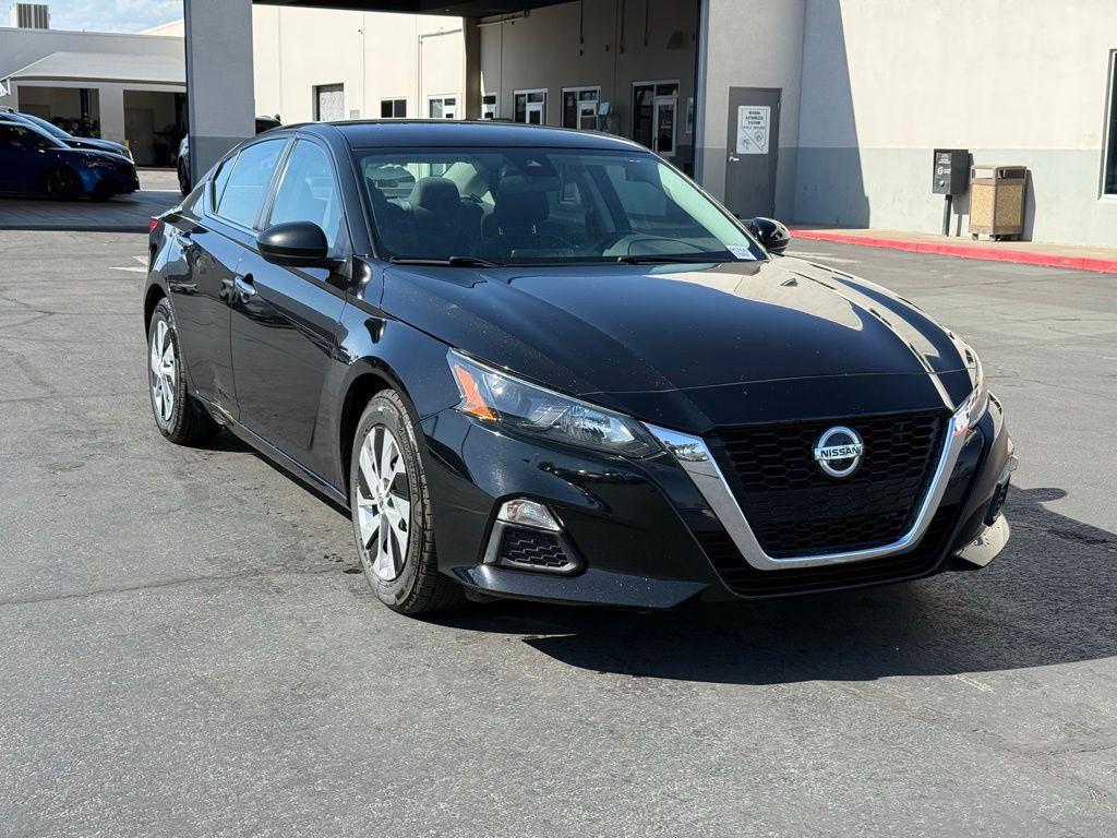 2022 Nissan Altima 2.5 S's photo