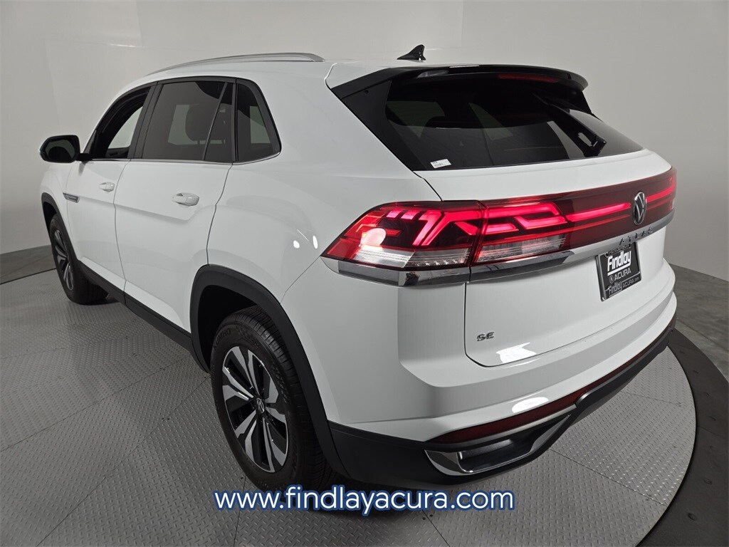 2024 Volkswagen Atlas Cross Sport SE photo 4