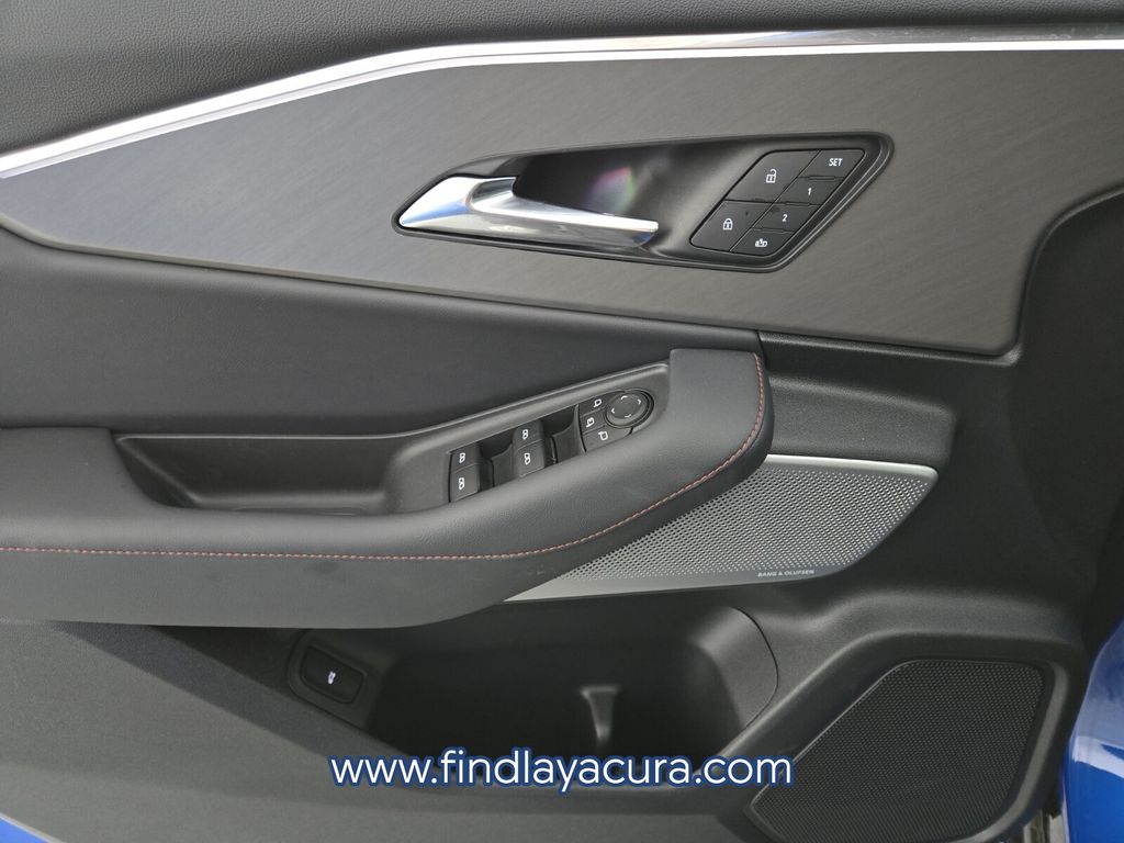 New 2024 Acura ZDX For Sale at Findlay Acura | VIN: 4W5XHPRL1RZ518627