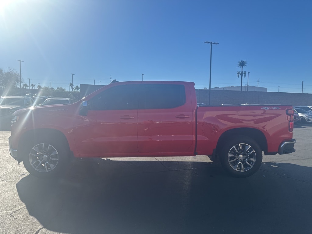 Used 2021 Chevrolet Silverado 1500 LT Truck Crew Cab