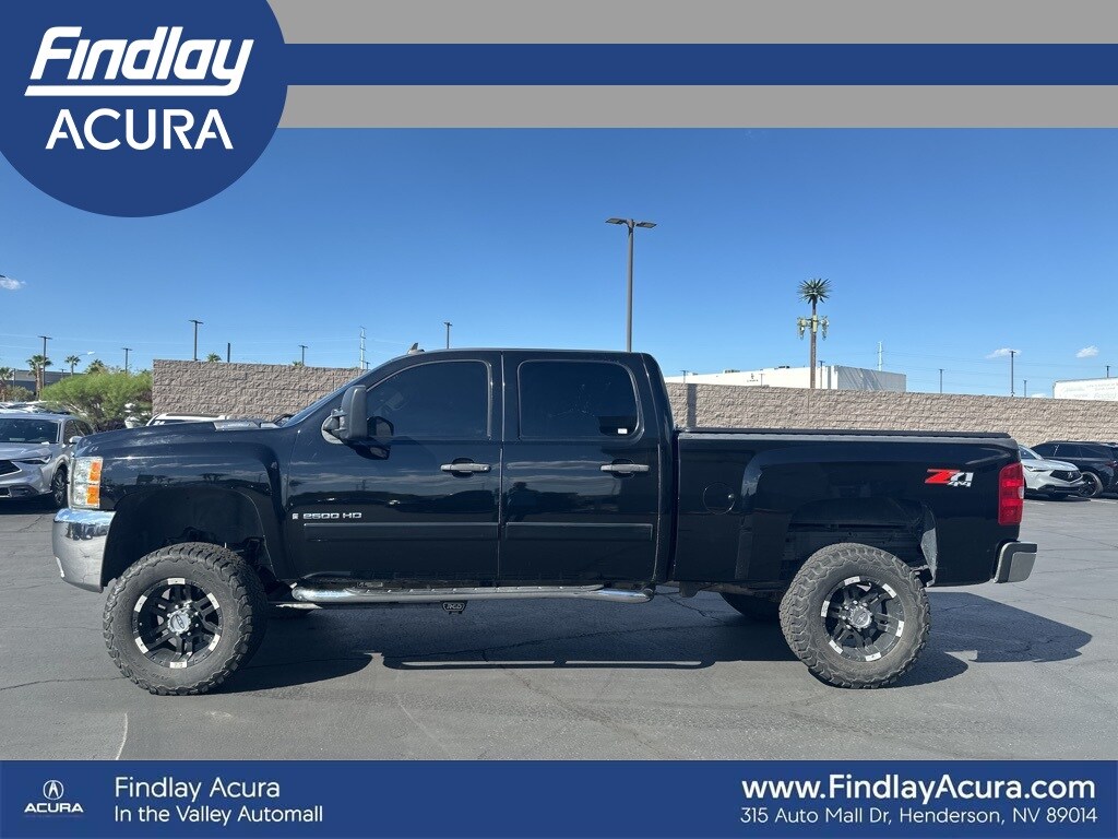 2007 Chevrolet Silverado 2500HD LT1 photo 2