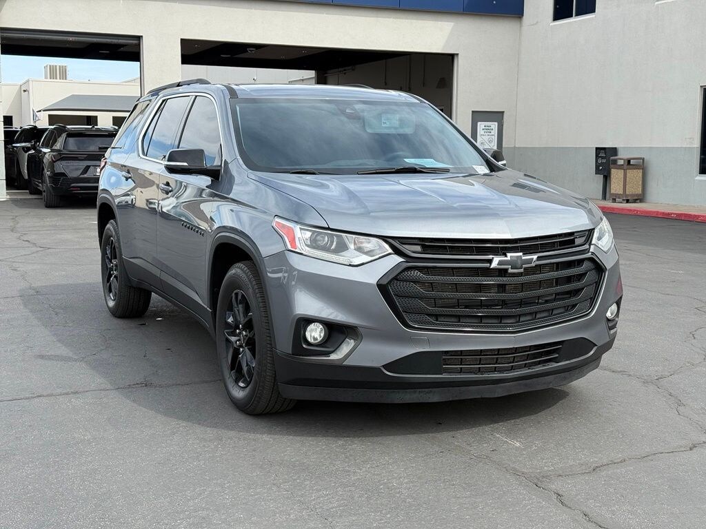 Used 2020 Chevrolet Traverse LT Cloth w/1LT SUV