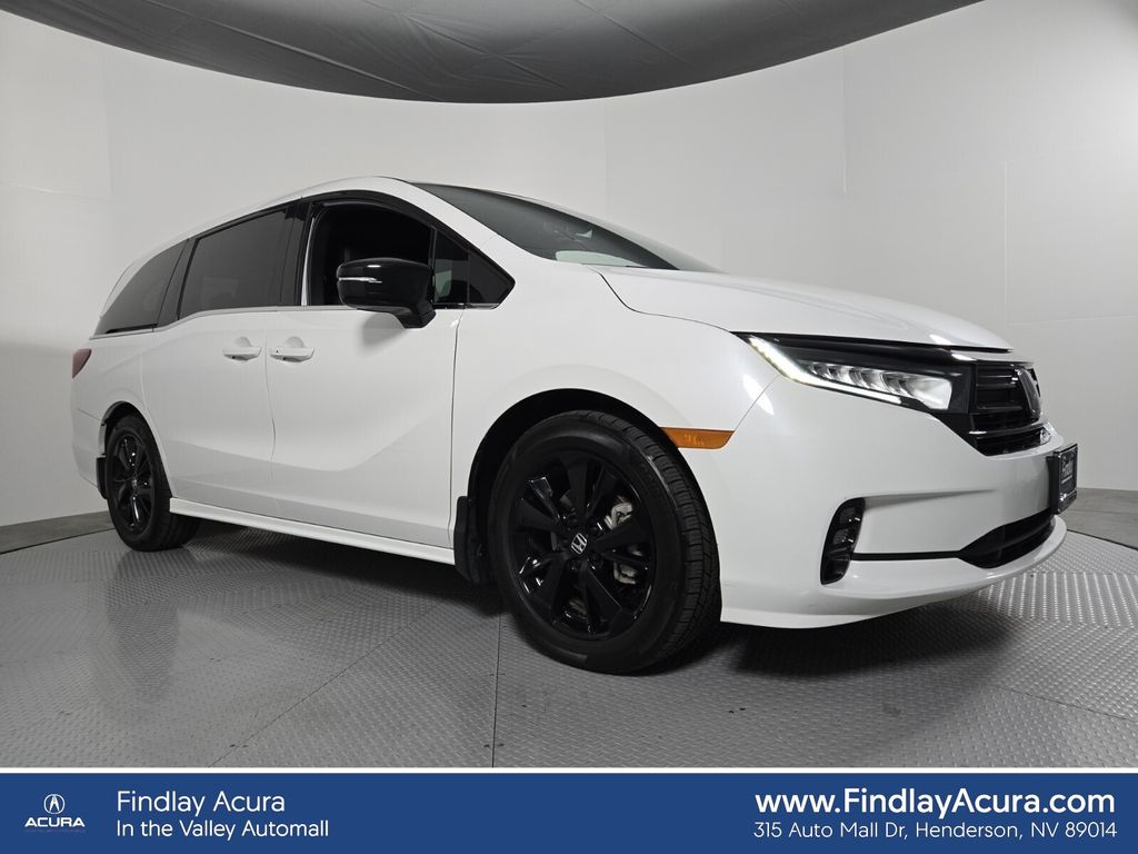 2023 Honda Odyssey SPORT's photo