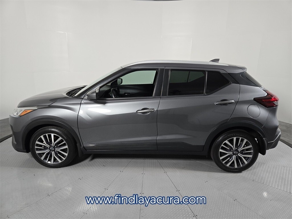 2022 Nissan Kicks SV photo 3
