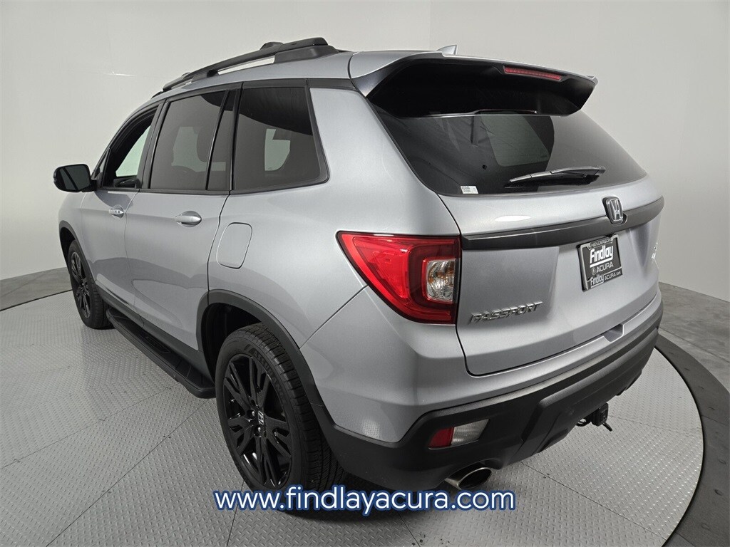 2019 Honda Passport Sport photo 2
