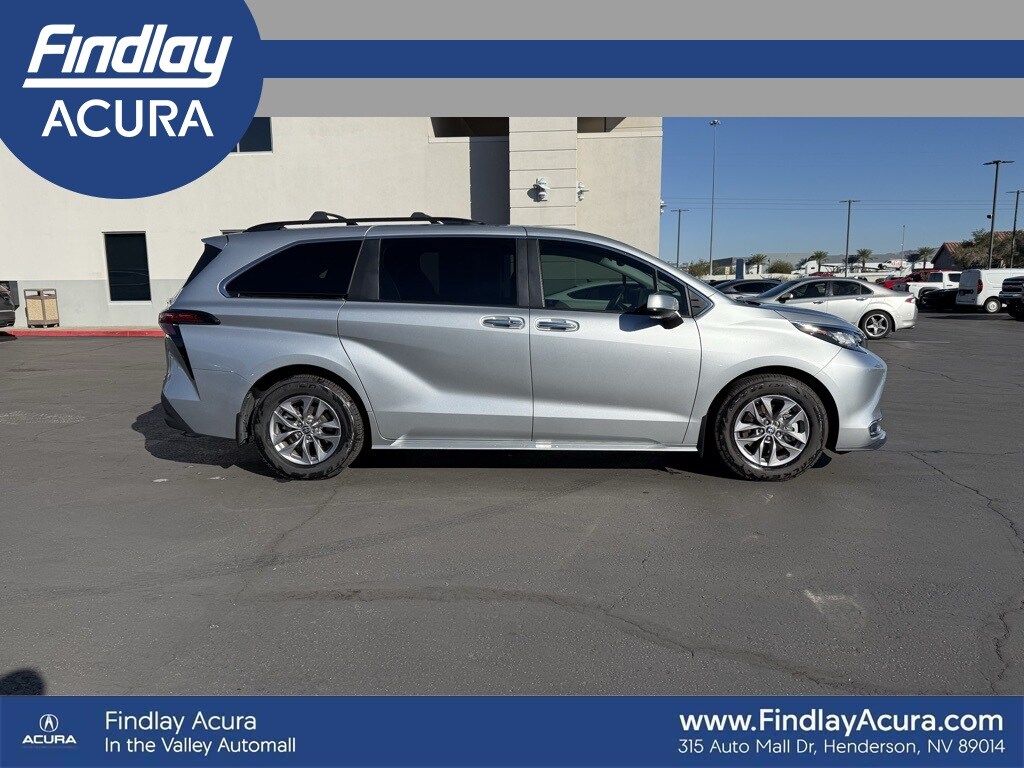 Used 2022 Toyota Sienna XLE Van Passenger Van