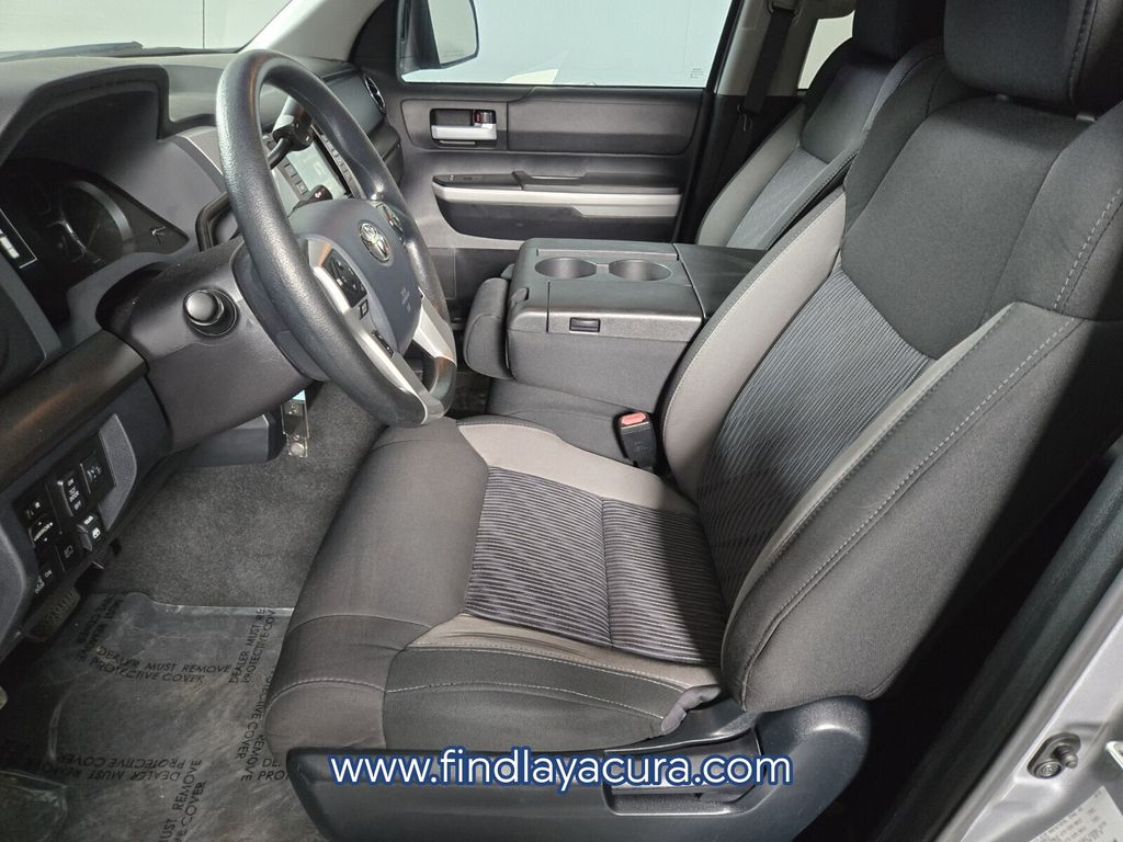 2019 Toyota Tundra SR5 - Photo 12