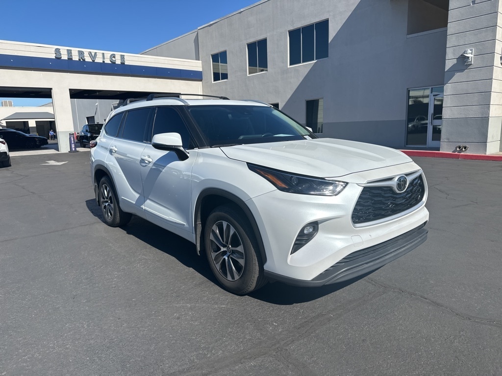 Used 2022 Toyota Highlander XLE SUV