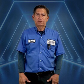 Staff member Mario Catalan from ID_f5099903aae3