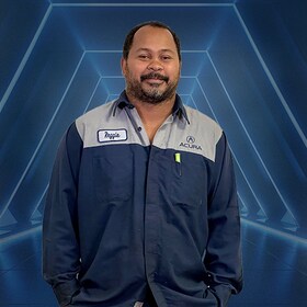 Staff member Reggie Harris from ID_f5099903aae3