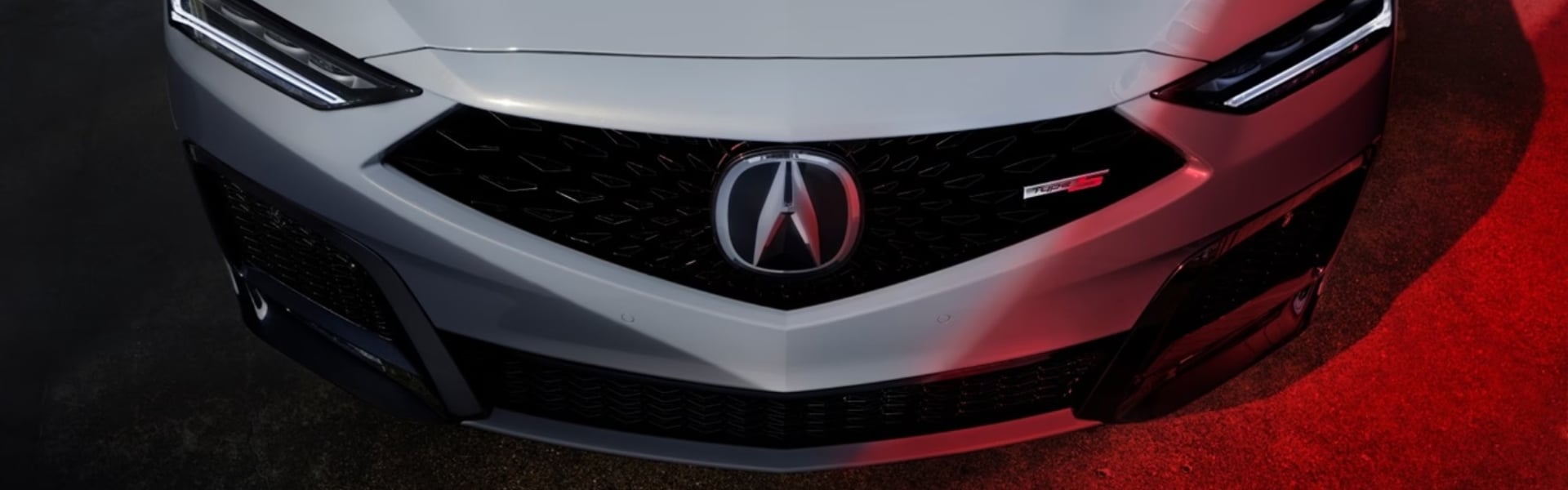 Top view of Acura MDX's front