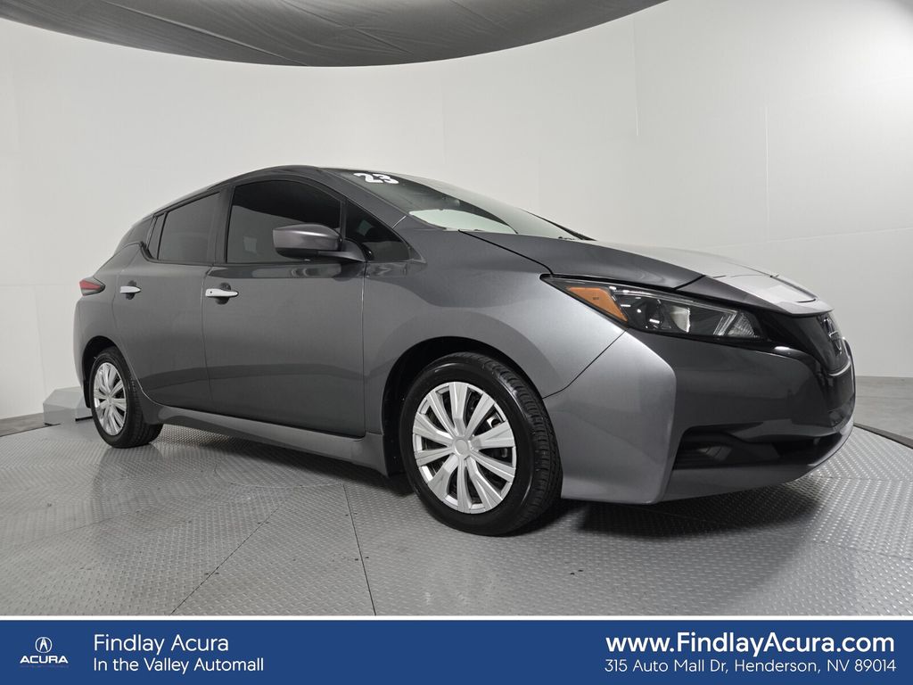 2023 Nissan LEAF