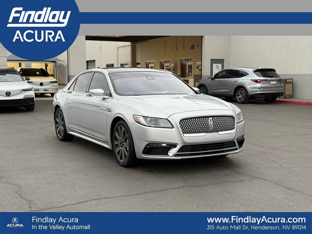 2019 Lincoln Continental Reserve's photo